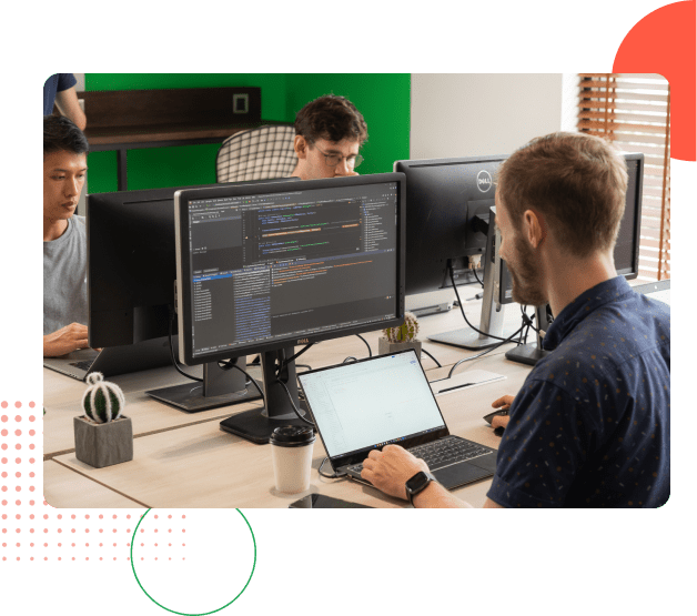 technologies-header-team-working