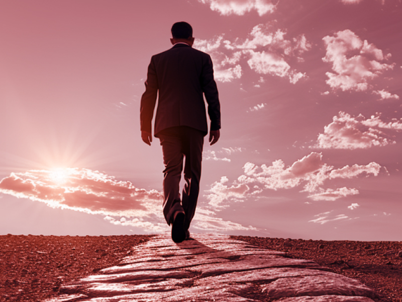 Discover how today's tech leaders balance technical expertise and visionary leadership to foster innovation, team loyalty, and growth.