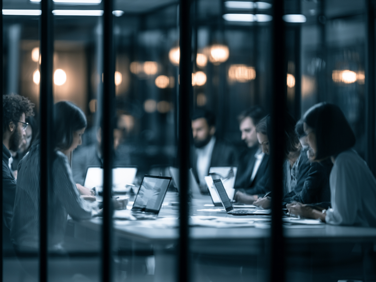 AI project success starts with accountability, choose between in-house control or vendor-led delivery for lasting results.