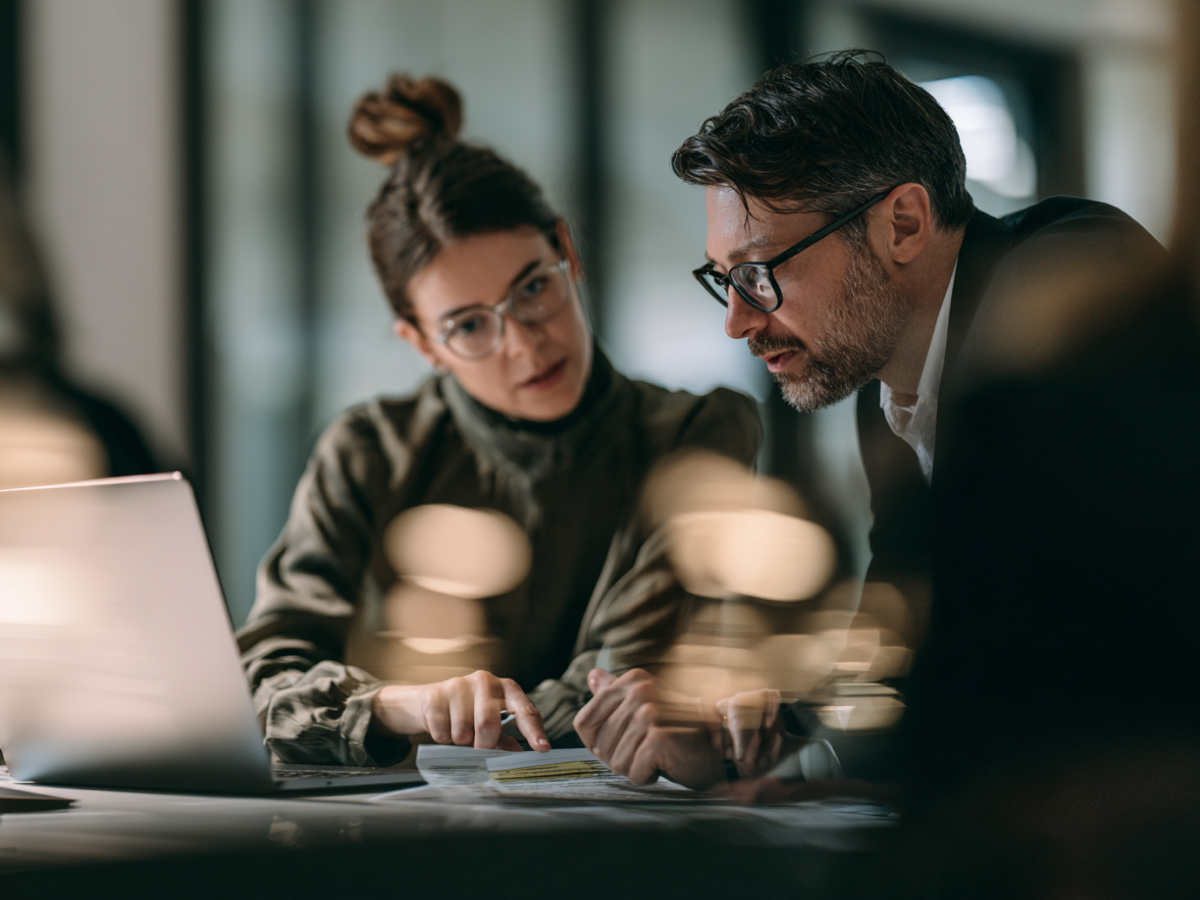 Compare CI platforms with general-purpose AI on intelligence freshness, adoption, provenance, workflow delivery, and accountability.